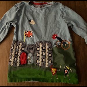 Mini Boden size7-8 knight & castle shirt with door flap